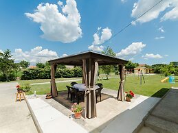 Charming Spacious Villa Ana With Private Pool