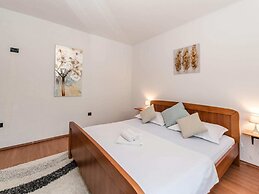 Charming Spacious Villa Ana With Private Pool