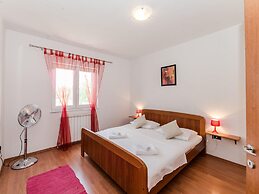 Charming Spacious Villa Ana With Private Pool