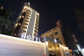 El Tower Hotel