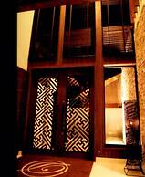 Indigo Geohouse DS1