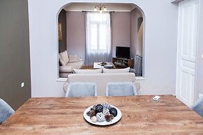 The Muses House