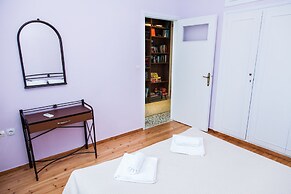 The Muses House