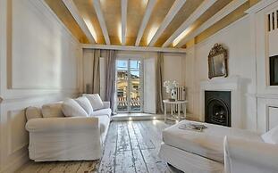 White Home by Mmega