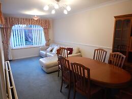 Cherry Palace 3 BD Parking Spaces groups