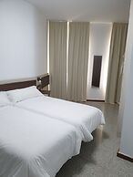Mesón-Hostal La Cabaña