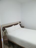 Mesón-Hostal La Cabaña