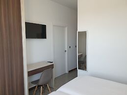 Mesón-Hostal La Cabaña