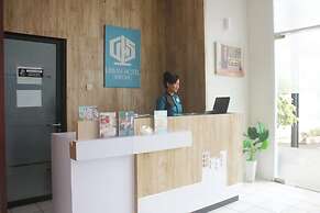 Urban Hotel Serpong