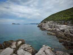Modern Stay Near Cavtat