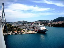 Modern Stay Near Cavtat