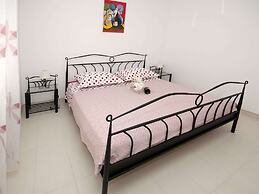 Apartment in Seget Donji With Terrace