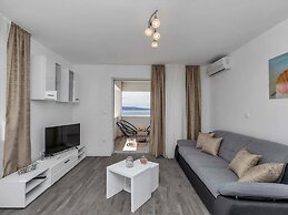 Stunning Villa in Drasnice With Private Pool