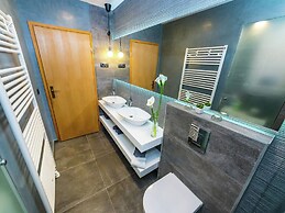 Exquisite Villa With Private Pool in Zadar