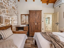Villa in Posedarje With Private Pool