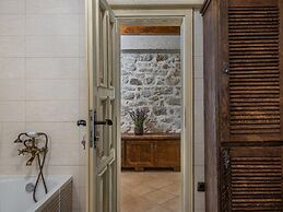 Villa in Posedarje With Private Pool