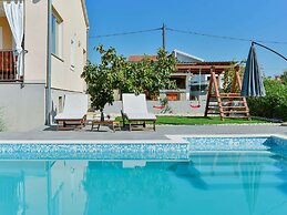 Villa in Debeljak With Private Pool