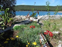 Comfortable Cottage in Pašman With Terrace