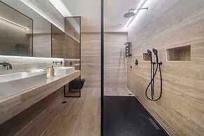 Luxury Chiado Prime Apartment