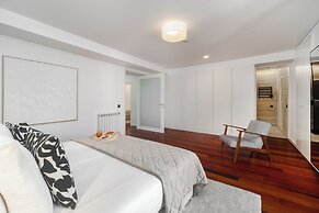 Luxury Chiado Prime Apartment