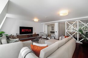 Luxury Chiado Prime Apartment