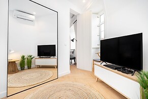 Luxury Duplex Prime Location