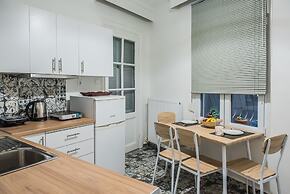 Lavender Apt by halu! Apartments