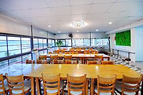 Arise Hotel