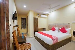 OYO 63371 R Square Stay