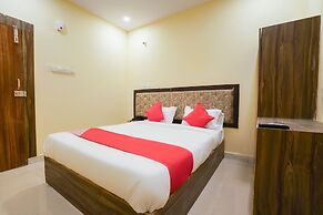 OYO 63371 R Square Stay