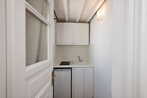 Lirous Studios