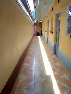 Ebony Park Lounge