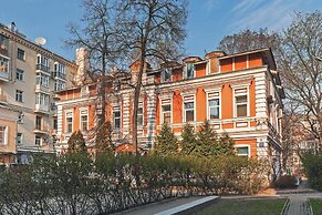 Axis.Moscow Island