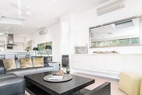 Your Luxury Escape - Vue from Here