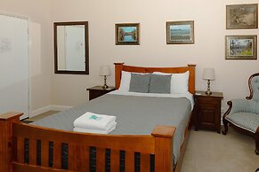 Settlers Hotel York