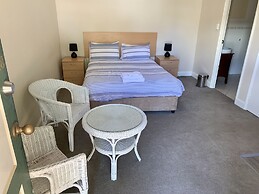 Settlers Hotel York