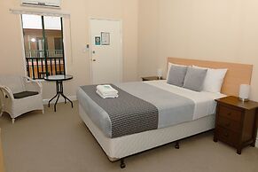 Settlers Hotel York