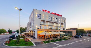 Antunovic Hotel East