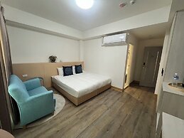 Huru House