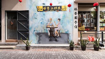 Belakang Kong Heng by DreamScape