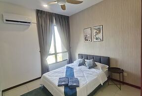 Luminari Suite by Homez Suite