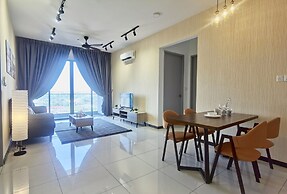 Luminari Suite by Homez Suite