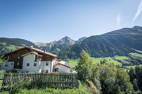 Hotel Cuntera