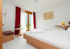 Hotel Cuntera