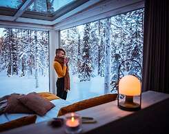 Arctic Skylight Lodge