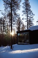 Arctic Skylight Lodge