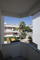 Pure Blanche Hotel