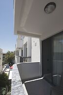 Pure Blanche Hotel