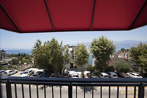 Pure Blanche Hotel