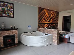 Yellow Tree Suites